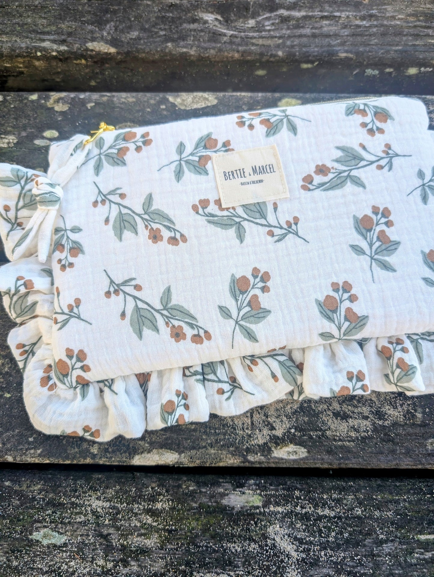La pochette à volants Olivia