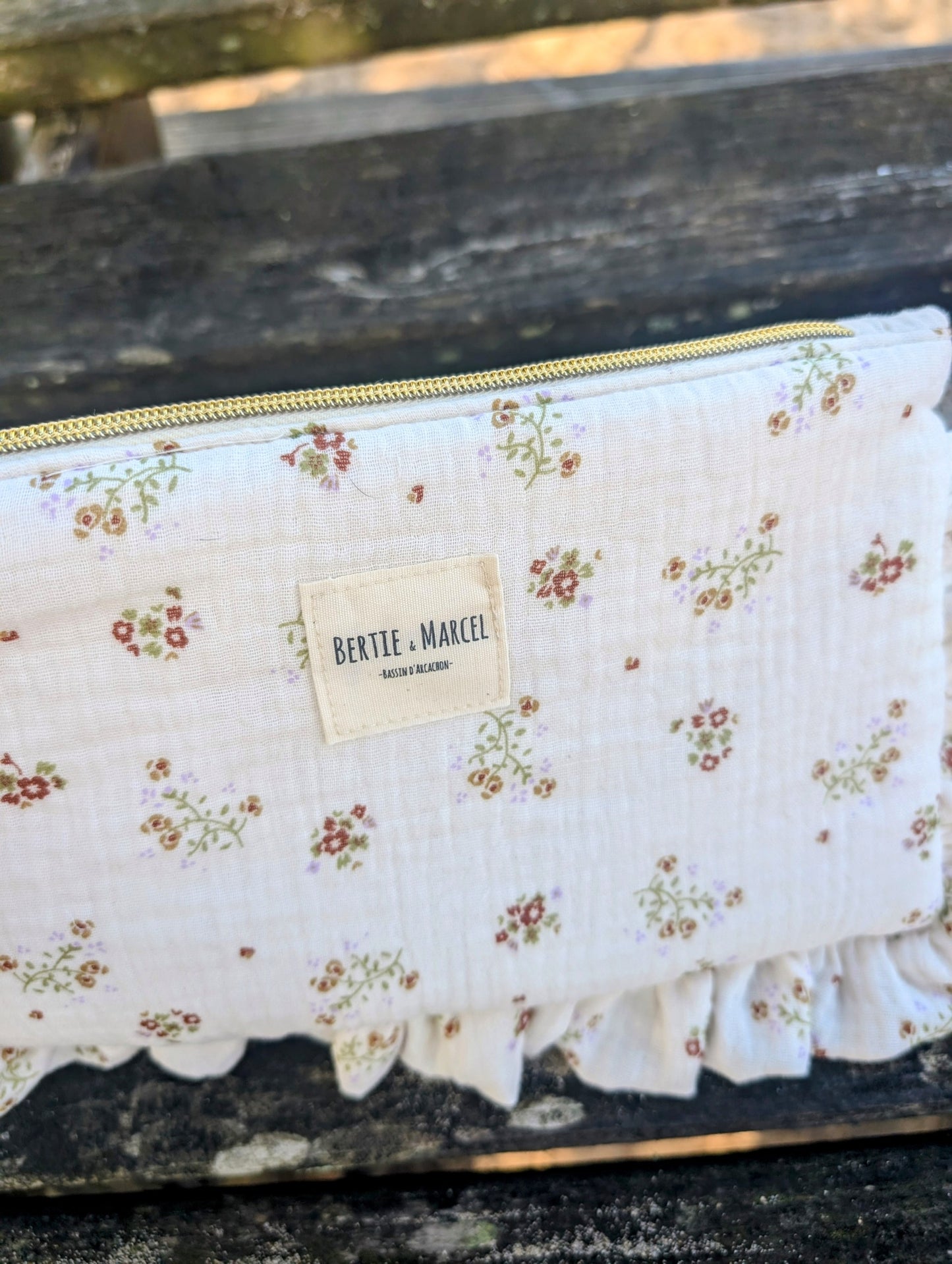 La pochette à volants Bertille