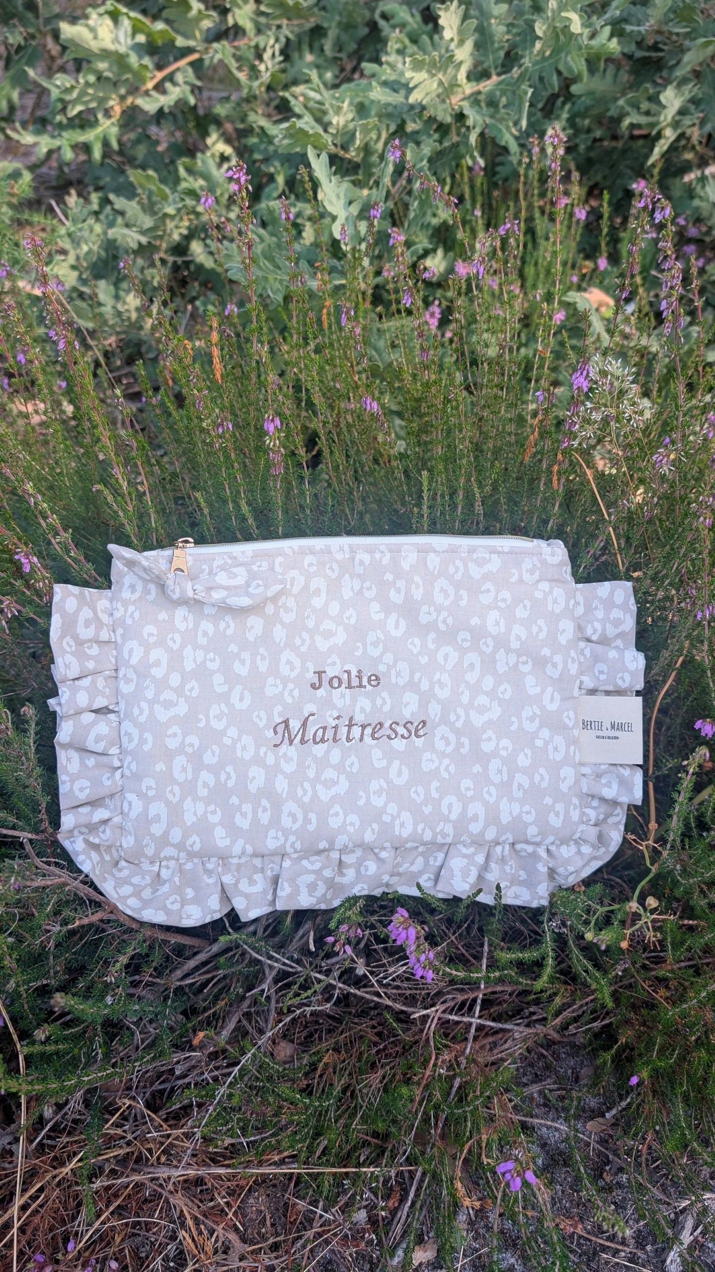 Pochette à volants "Jolie Maitresse"