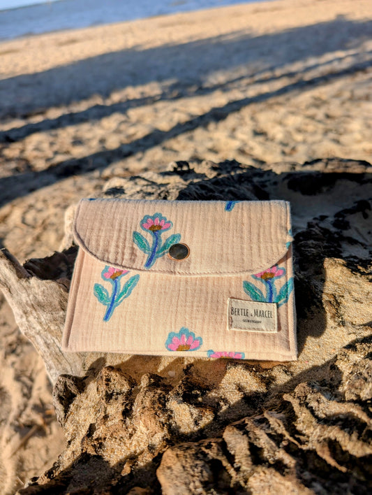 La mini pochette Eugénie